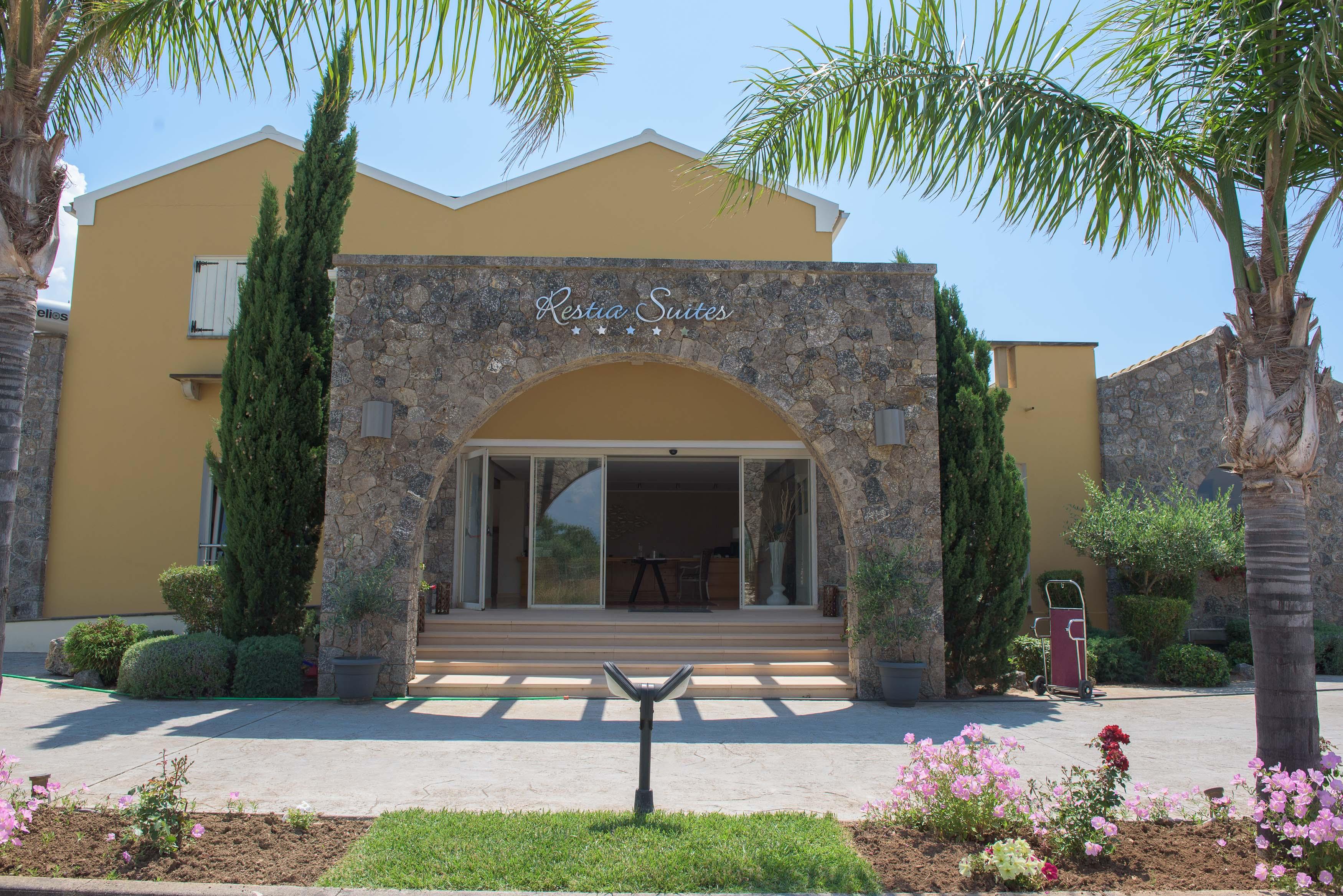 Restia Suites Exclusive Resort (Adults Only) アカラヴィ エクステリア 写真